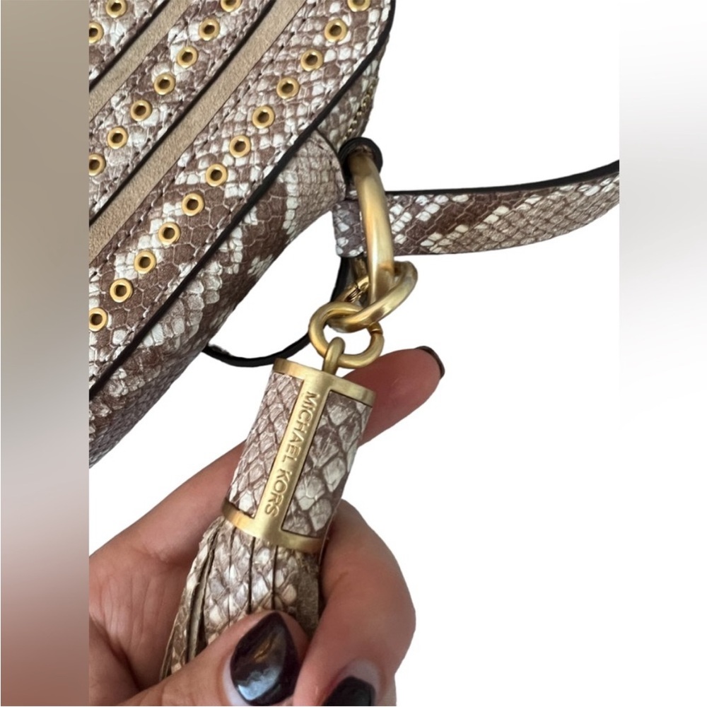 MICHAEL KORS Mini Grommets Crossbody - Picture 7 of 16